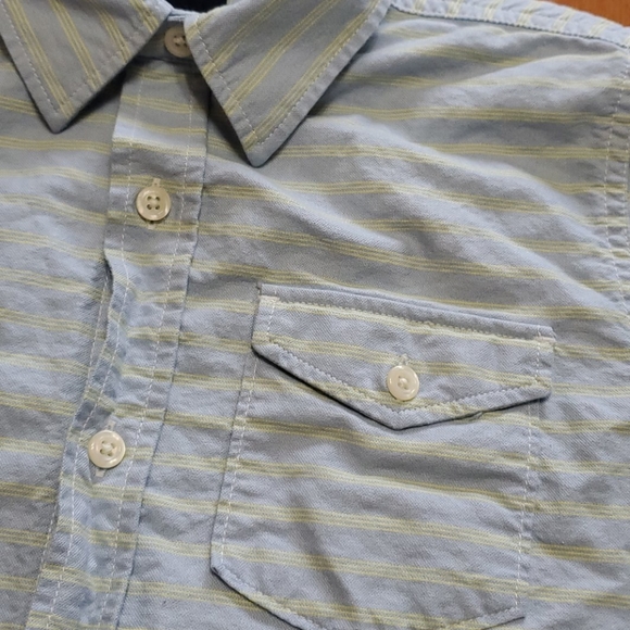 Boy's Gap short sleeved button down - Picture 2 of 3
